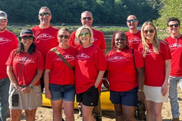 Amerex gives back on the Cahaba River for Earth Week